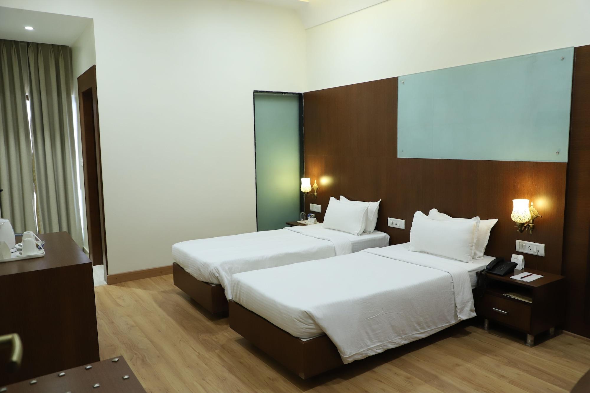 Grand Heritage Narmada Jacksons Jabalpur Exterior foto